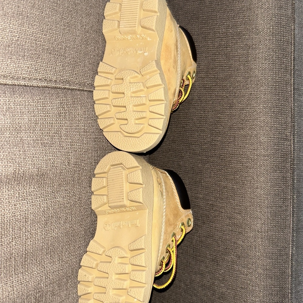 Boots - Picture 6 of 6